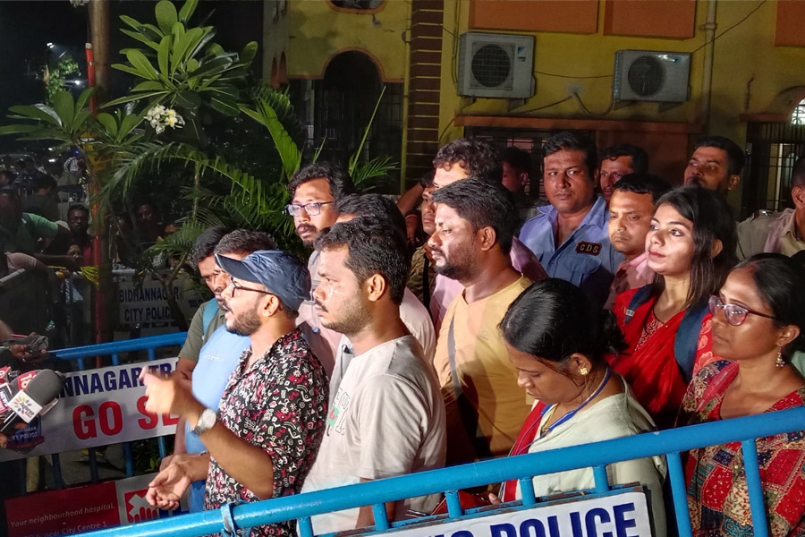 SSC: Eligible Teachers meet SSC Chairman