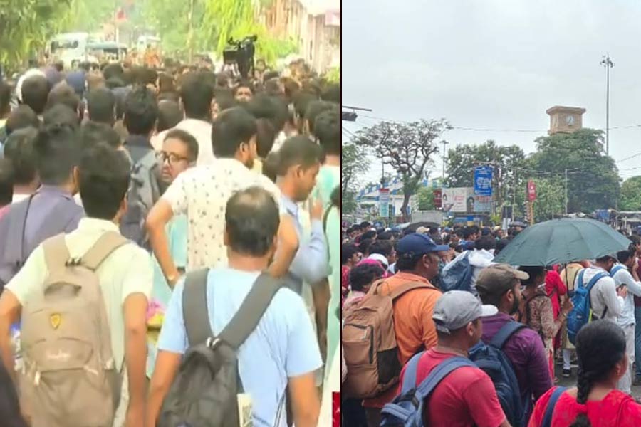 Jobless teachers continue protest infront of SSC and WBBSE Office as they didn't get list of tainted and untainted