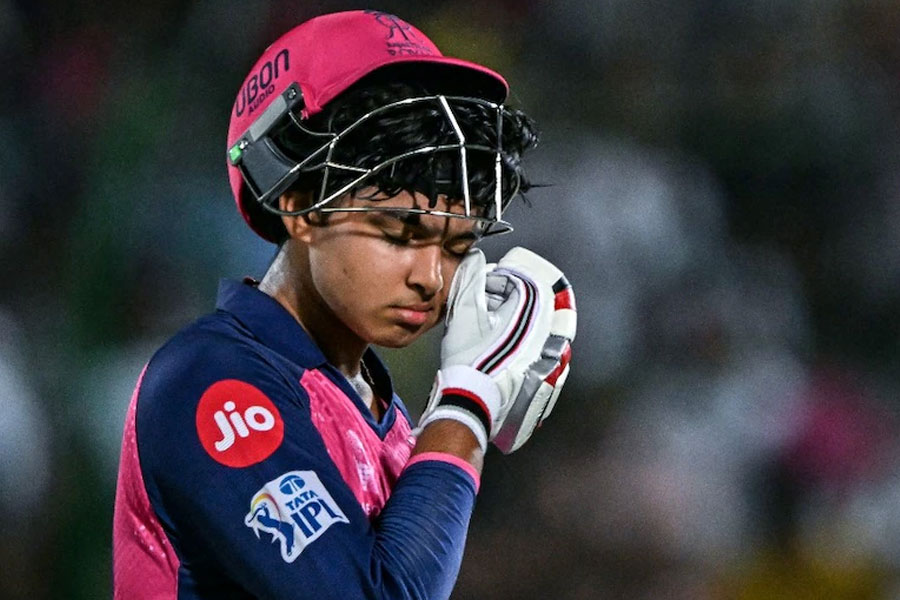 IPL 2025: RR's 14 year old Vaibhav Suryavanshi maintaining strict diet removing Mutton and Pizza