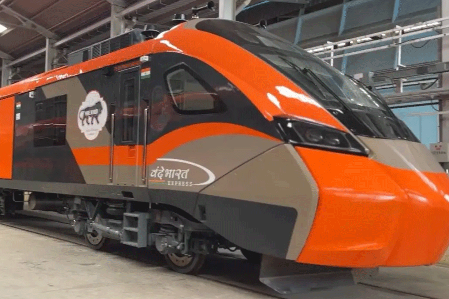 Vande Bharat Sleeper Train To Cover Delhi To Howrah In 15 Hours