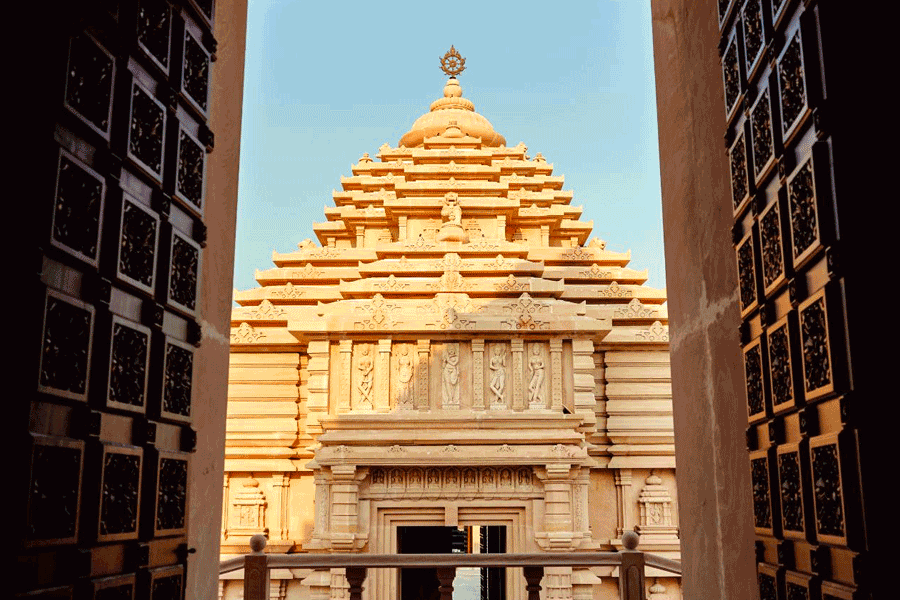 See stuning inside pictures of Digha Jagannath Temple