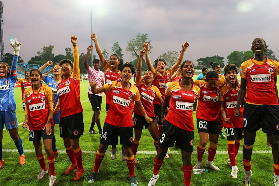 East Bengal wants sports minister Aroop Biswas to take IWL trophy