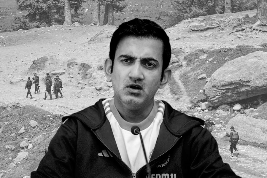 Gautam Gambhir approaches police over threat from 'ISIS Kashmir'