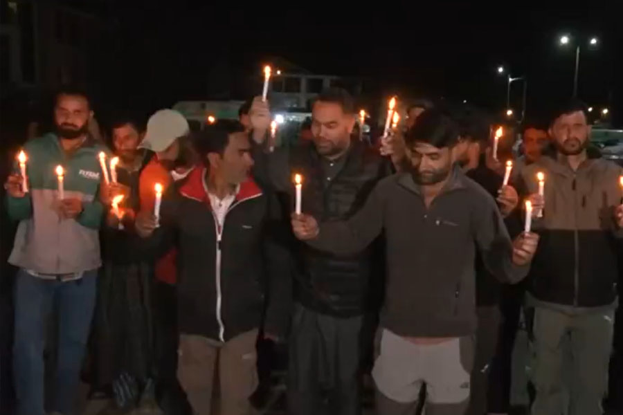 Tourist is your life, says Kashmiri people after Pahalgam attack