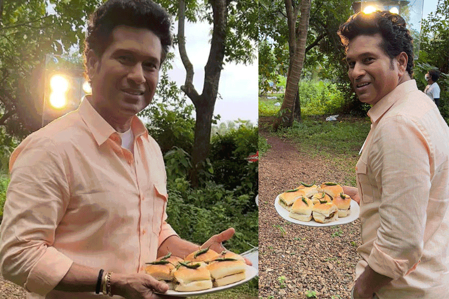 Sachin Tendulkar receives a flood of wishes on his 52nd birthday, let's take a look back at his favorite things
