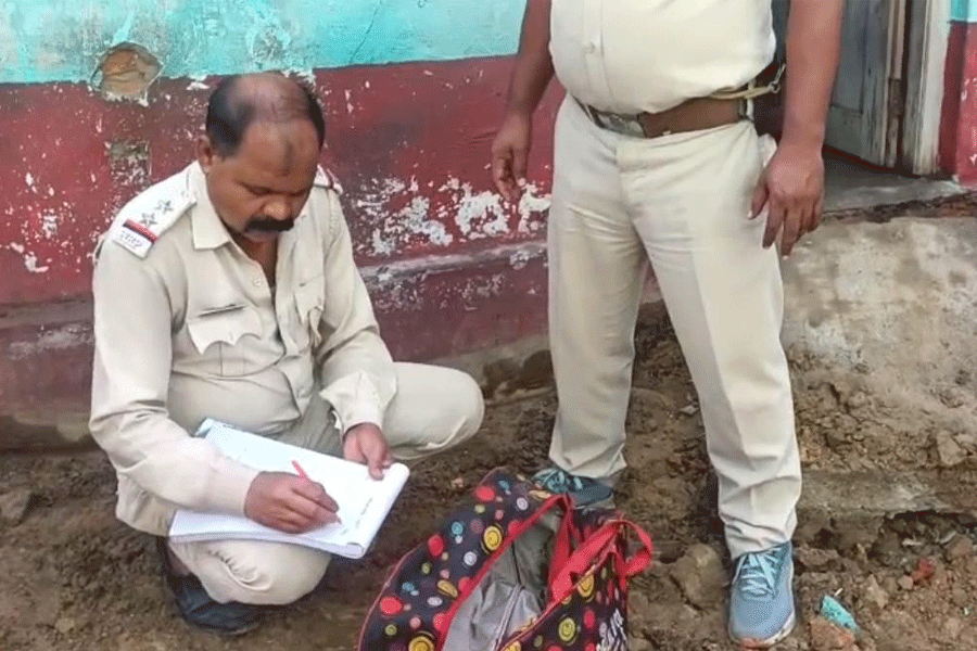 Bomb blast in Birbhum at friday morning