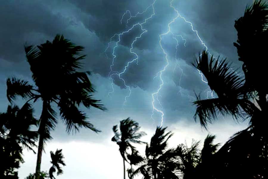 Weather Update in West Bengal: hailstrom likely to shower in weekend in South Bengal